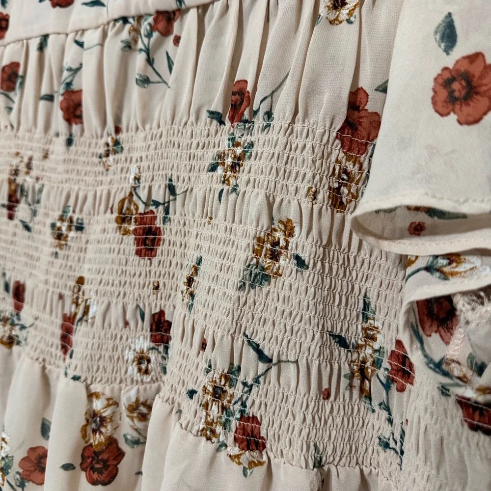 Ruffle Detailed Women’s Blouse - Picture 5 of 6